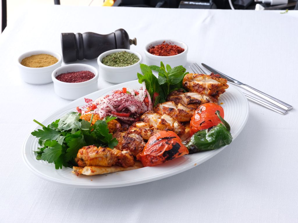 Yaprak Şiş Kanat Kebabı